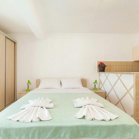 Hana Accommodation Sveti Stefan Exterior photo